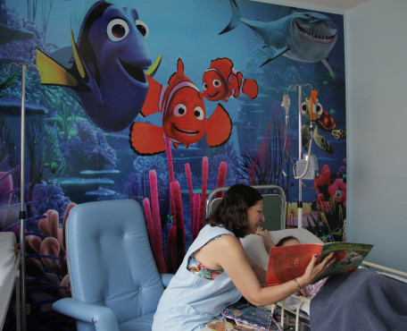 Sala de quimioterapia da pediatria ganha cara nova