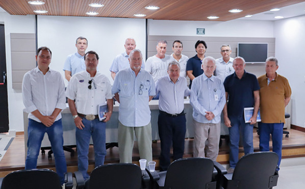 Diretorias da Santa Casa e do Hospital de Esperança fortalecem parceria em benefício da população