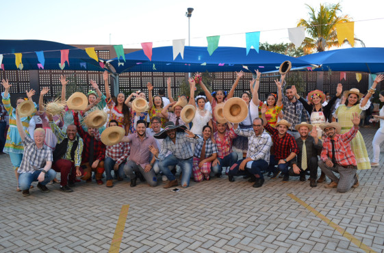 Arraiá da Santa Casa integra funcionários