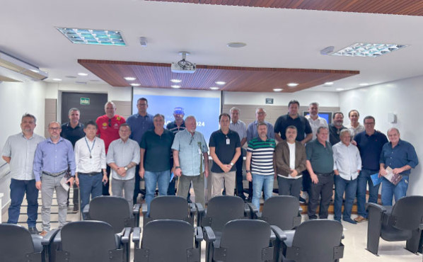 Membros do Conselho de Veneráveis visitam a Santa Casa